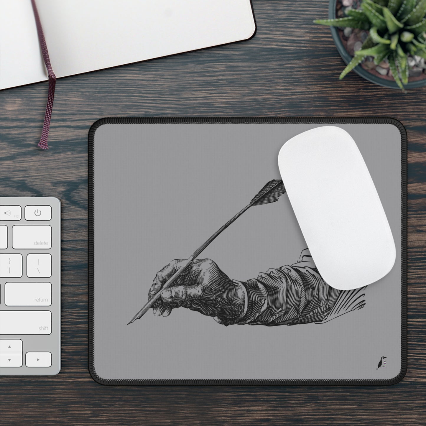 Gaming Mouse Pad: Writing Grey