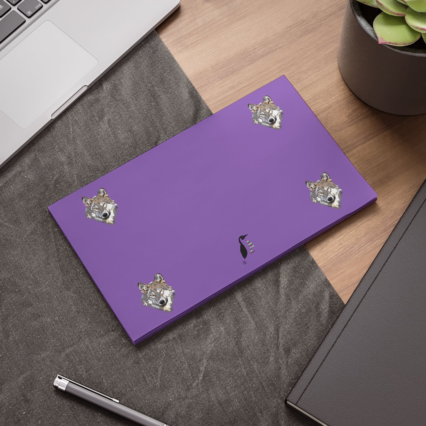 Post-it® Note Pads: Wolves Lite Purple