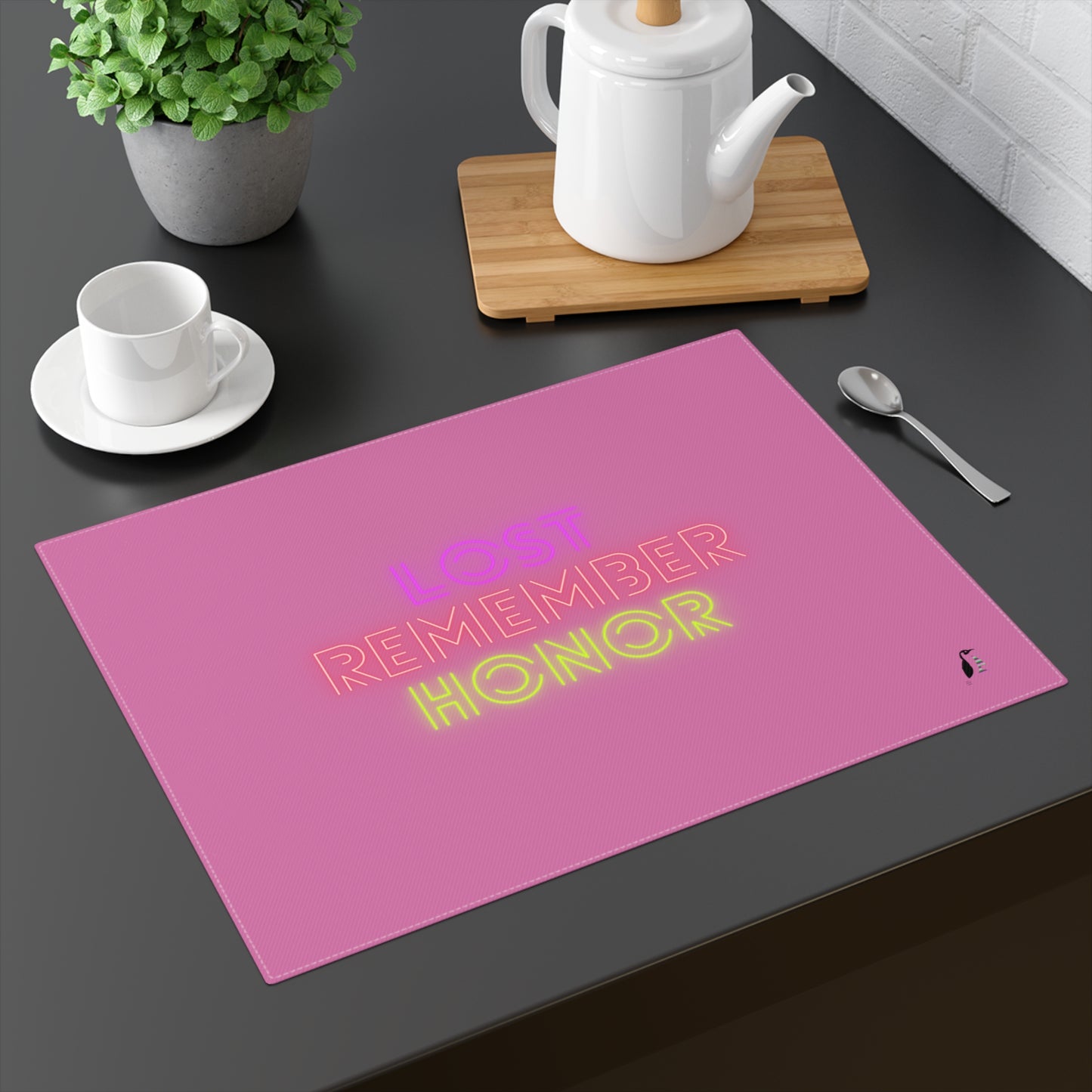 Placemat, 1pc: Lost Remember Honor Lite Pink