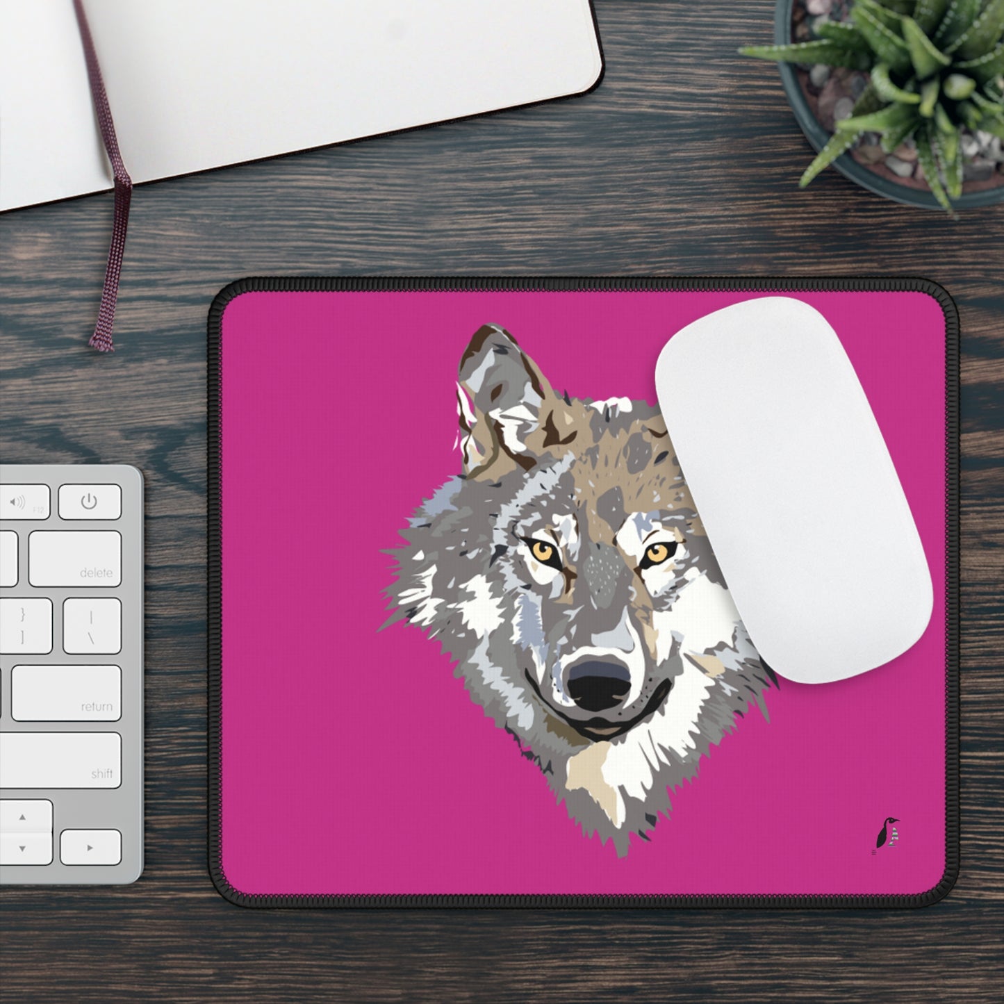 Gaming Mouse Pad: Wolves Pink